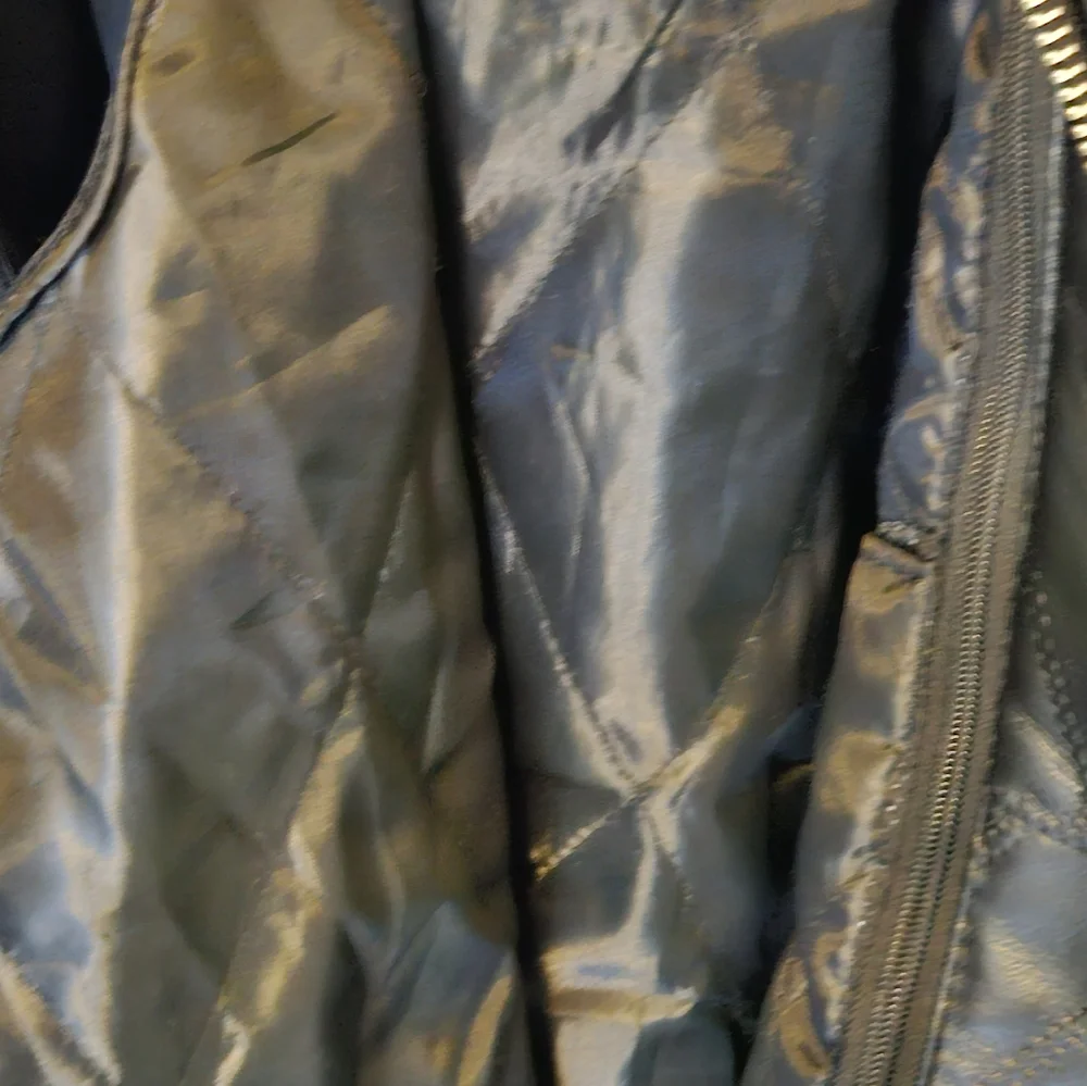 Leather jacket - Picture 6 of 12